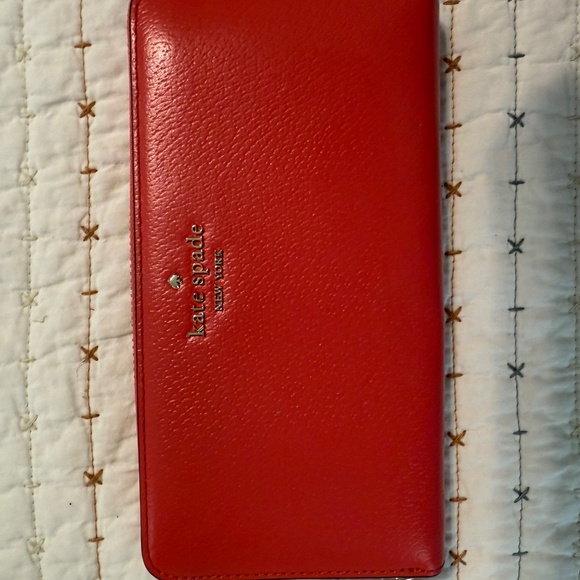 Beautiful Kate Spade shoulder or crossbody brand new condition & wallet - Picture 4 of 16